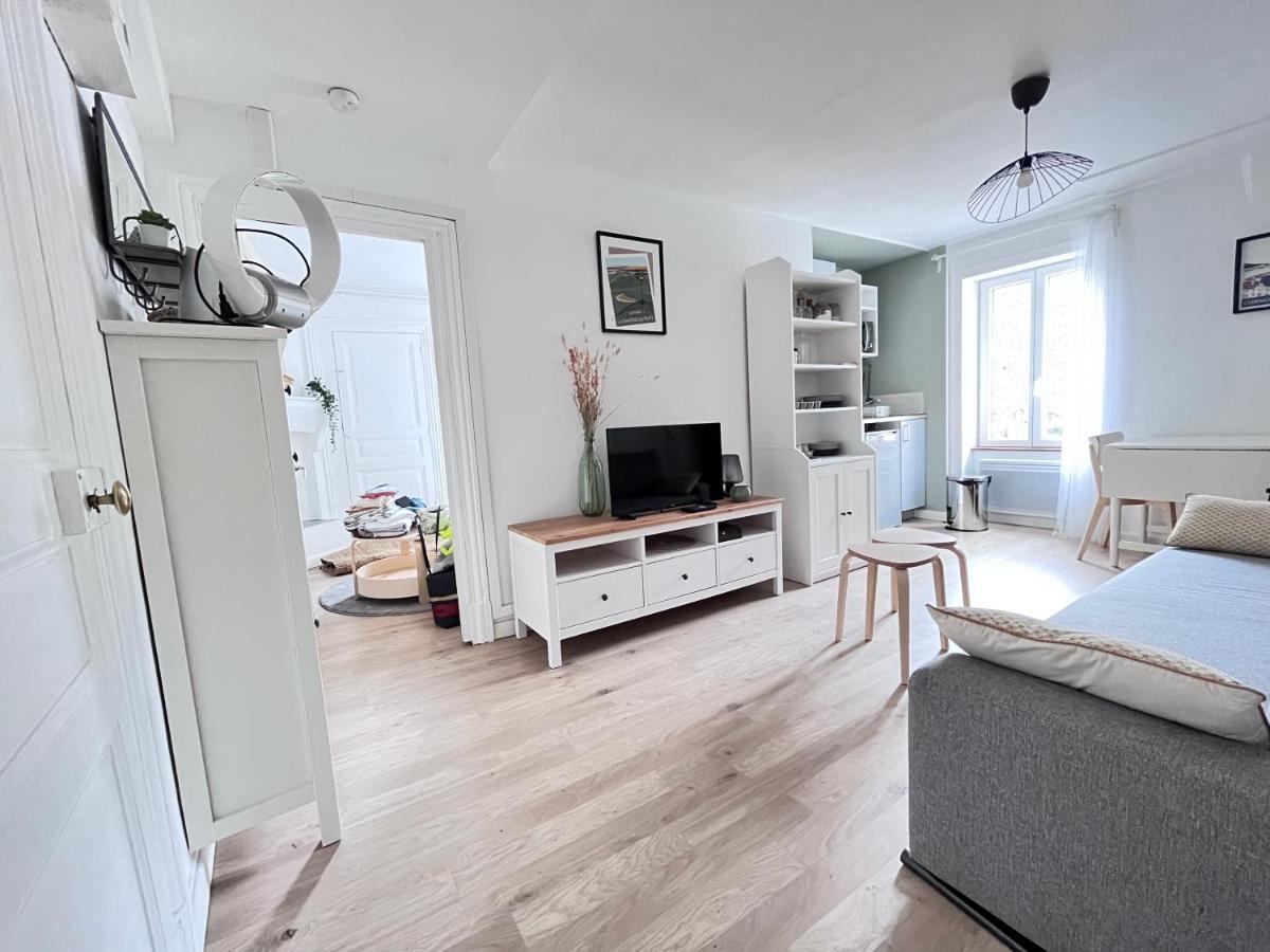 Appartement Bien Situé à *